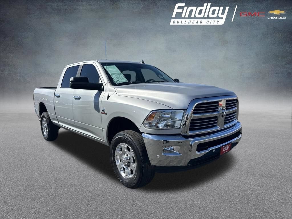 2018 RAM 2500 Big Horn Crew Cab 4x4 6'4" Box in Silver — front three-quarter view